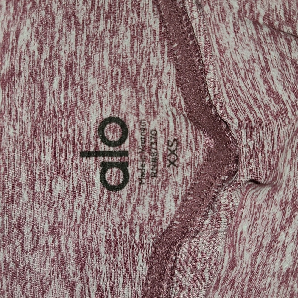 ALO YOGA LEGGINGS SIZE XXS